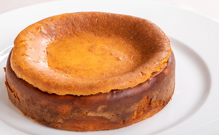 ホテルメイドのベイクドチーズケーキ