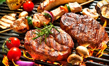 宴会場／野外テラスでのBBQなど多彩な会場スペース